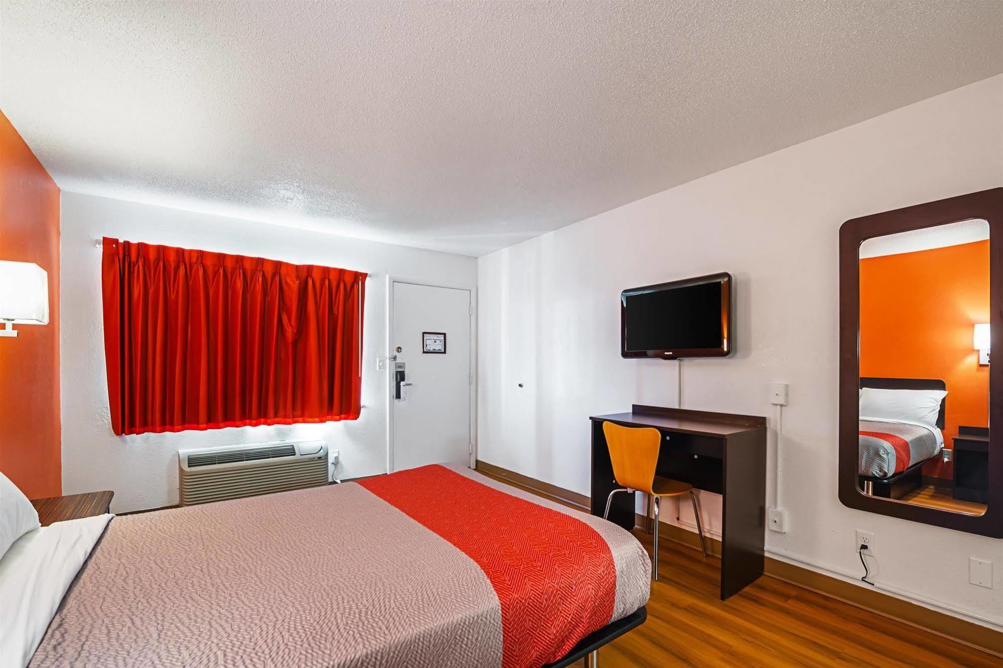 Motel 6 Buckeye Lake Exterior photo