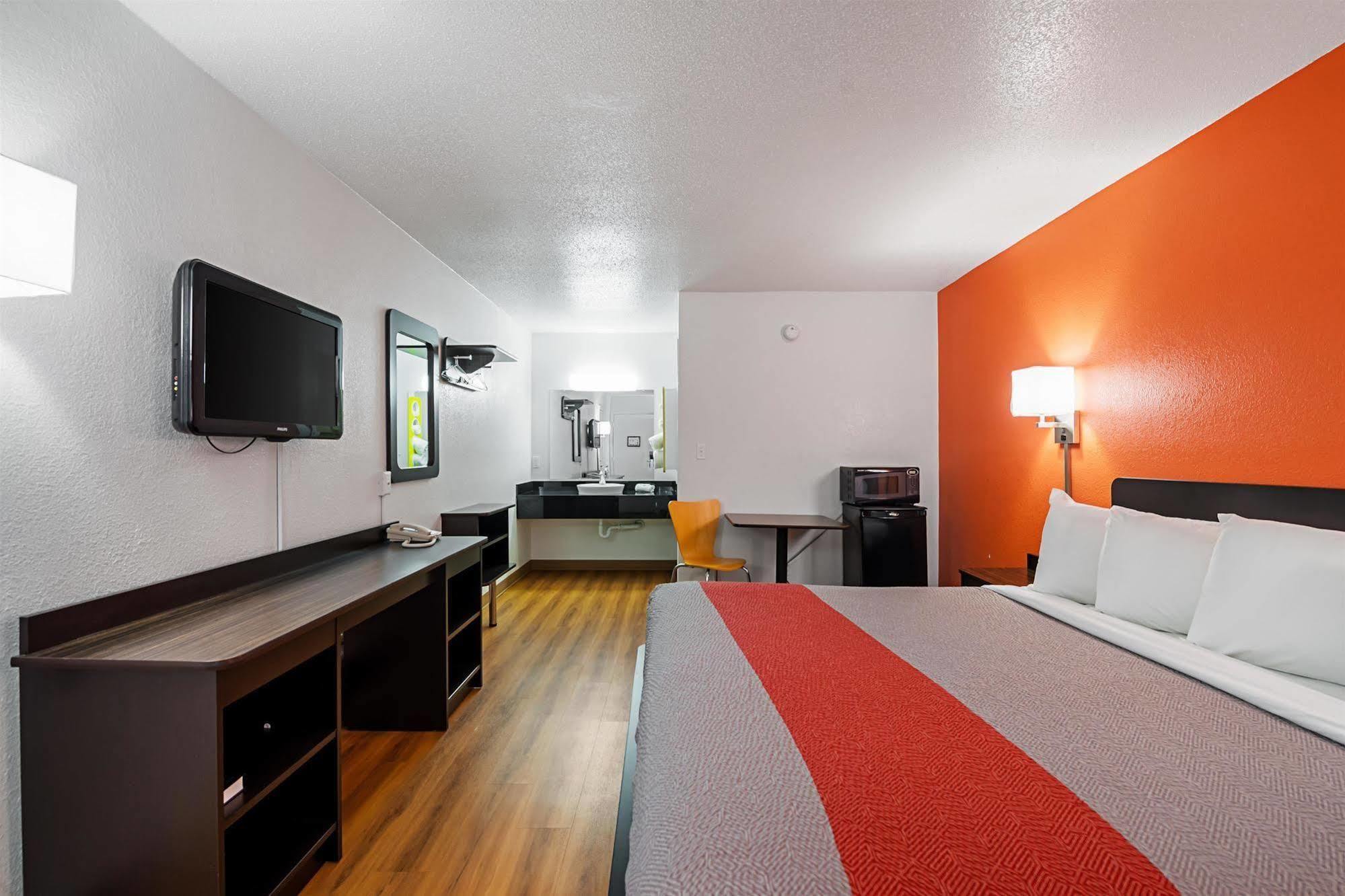 Motel 6 Buckeye Lake Exterior photo